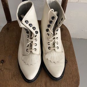 Rare white pointed toe vintage Dr Martens